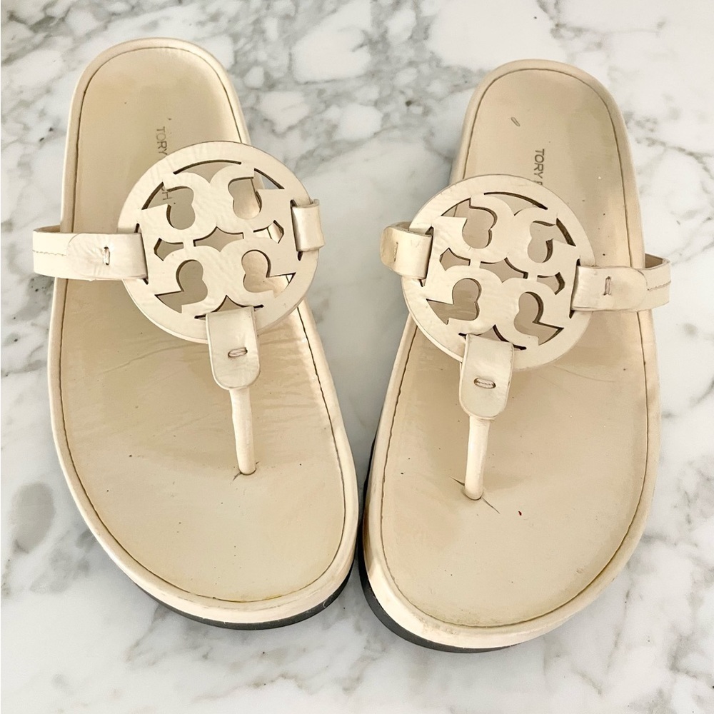 Tory Burch Miller Cloud Lug Sandals Size 8 Cream - Picture 4 of 11